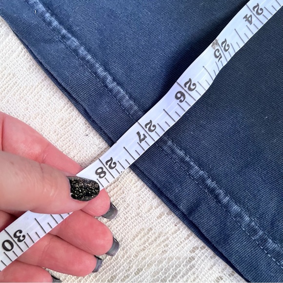 Elton John “Captain Fantastic” album graphic short sleeve tee - Picture 7 of 7